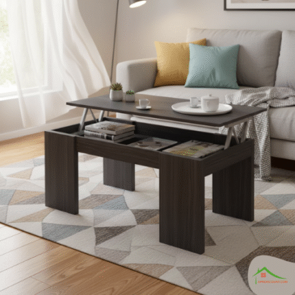 La table basse Kendra apporte praticité et modernité.